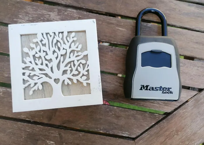 Дом отдыха Laguna Rosa Торевьиа